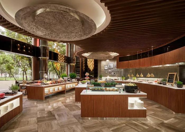 New World Saigon Hotel